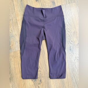 Lululemon Chic Purple Cropped Leggings